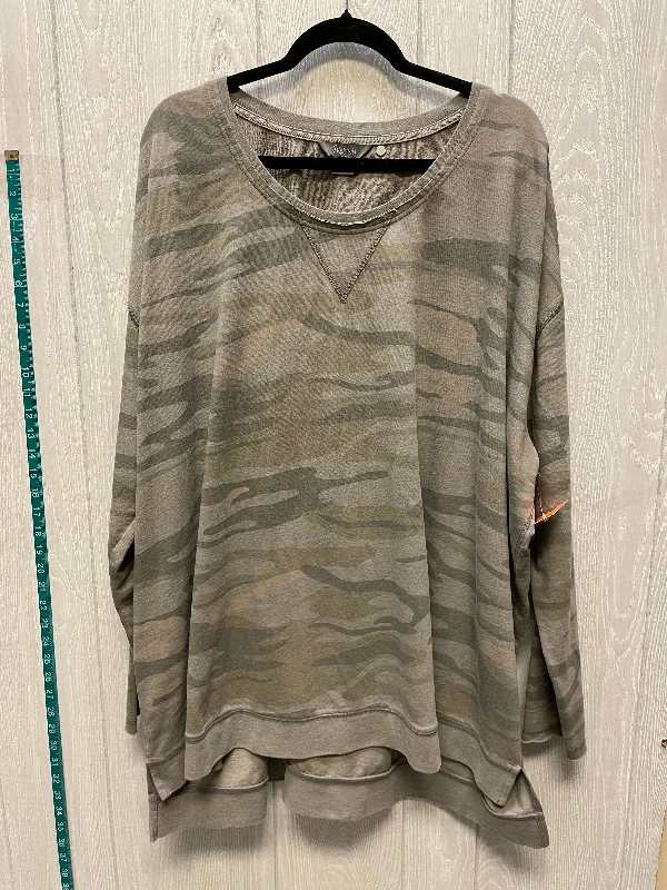 Top Long Sleeve By Natural Reflections In Camouflage Print, Size: 3x