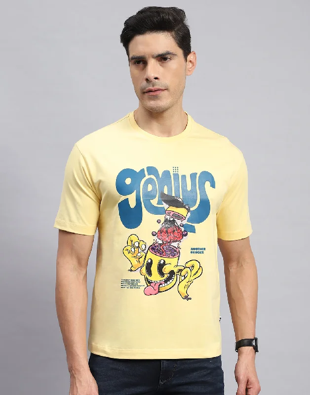 Men Yellow Printed Round Neck Half Sleeve T-Shirt